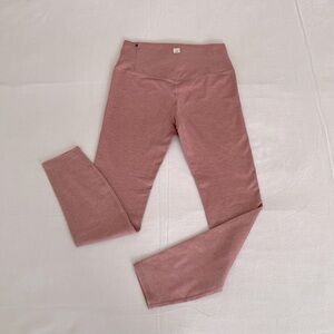 Vuori The Rise The Shine Leggings!